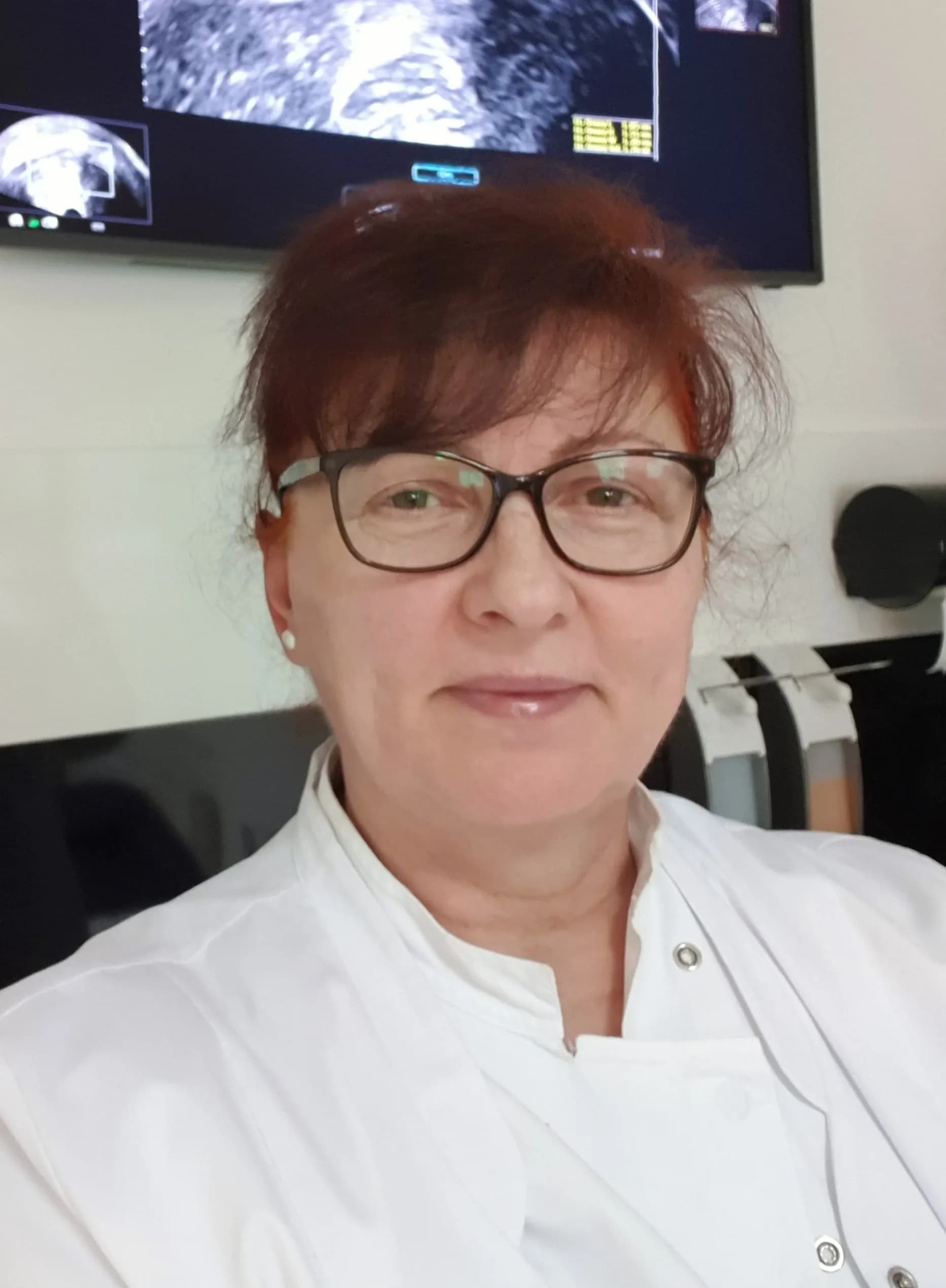 dr.sc.Vesna Harni, Ekspertni ginekolog – kolposkopija, vulvoskopija i estetska ginekologija – stručni tim Poliklinike Harni